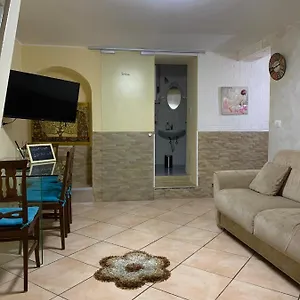 Da Walter,holiday In The Centre Casa vacanze Catania